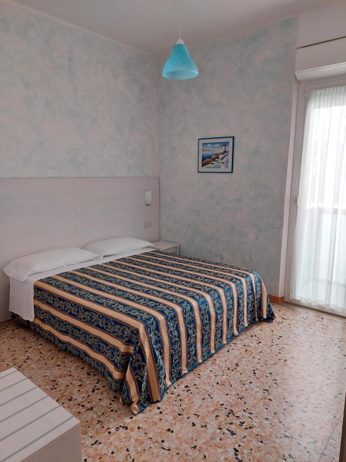 Costa Del Sole Only Room Milano Marittima Exteriör bild