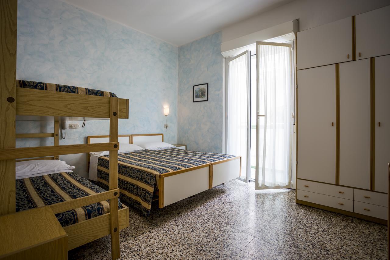Costa Del Sole Only Room Milano Marittima Exteriör bild