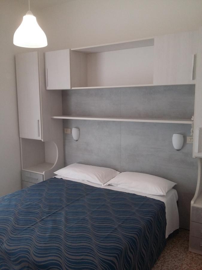 Costa Del Sole Only Room Milano Marittima Exteriör bild