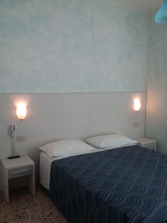 Costa Del Sole Only Room Milano Marittima Exteriör bild