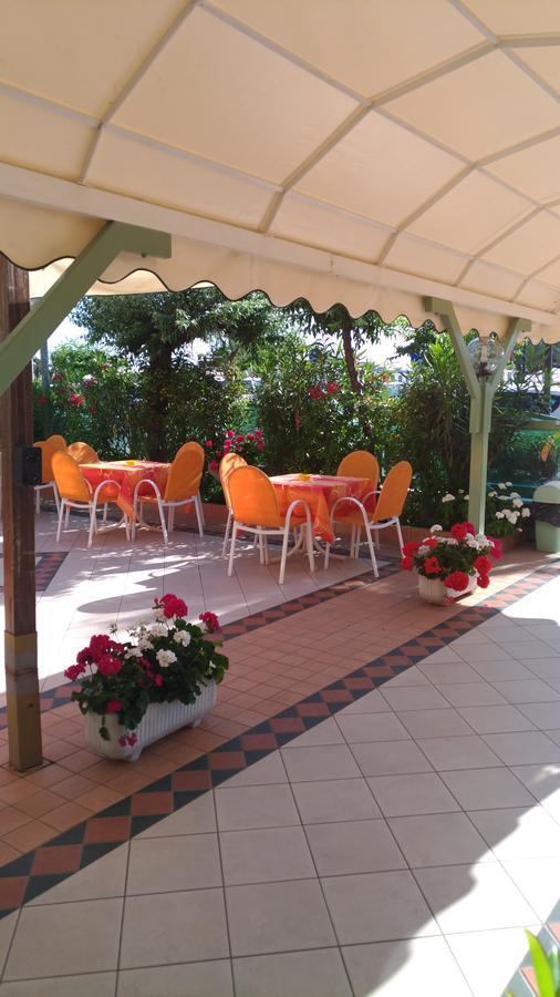 Costa Del Sole Only Room Milano Marittima Exteriör bild